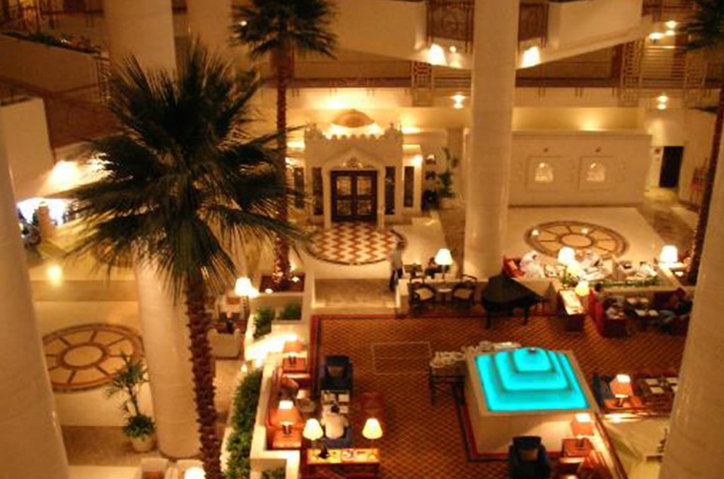 Sheraton Dubai Creek Hotel &Amp; Towers