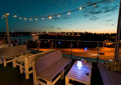 10 Tips for Creating the Perfect Outdoor Restaurant Lighting Design
